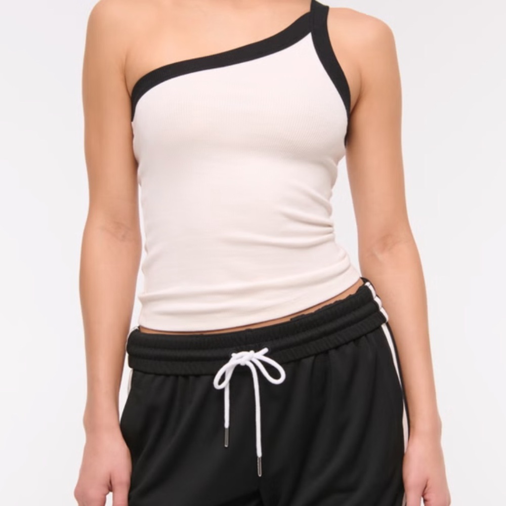 One-Shoulder Rib Tank - Picture 2 of 6